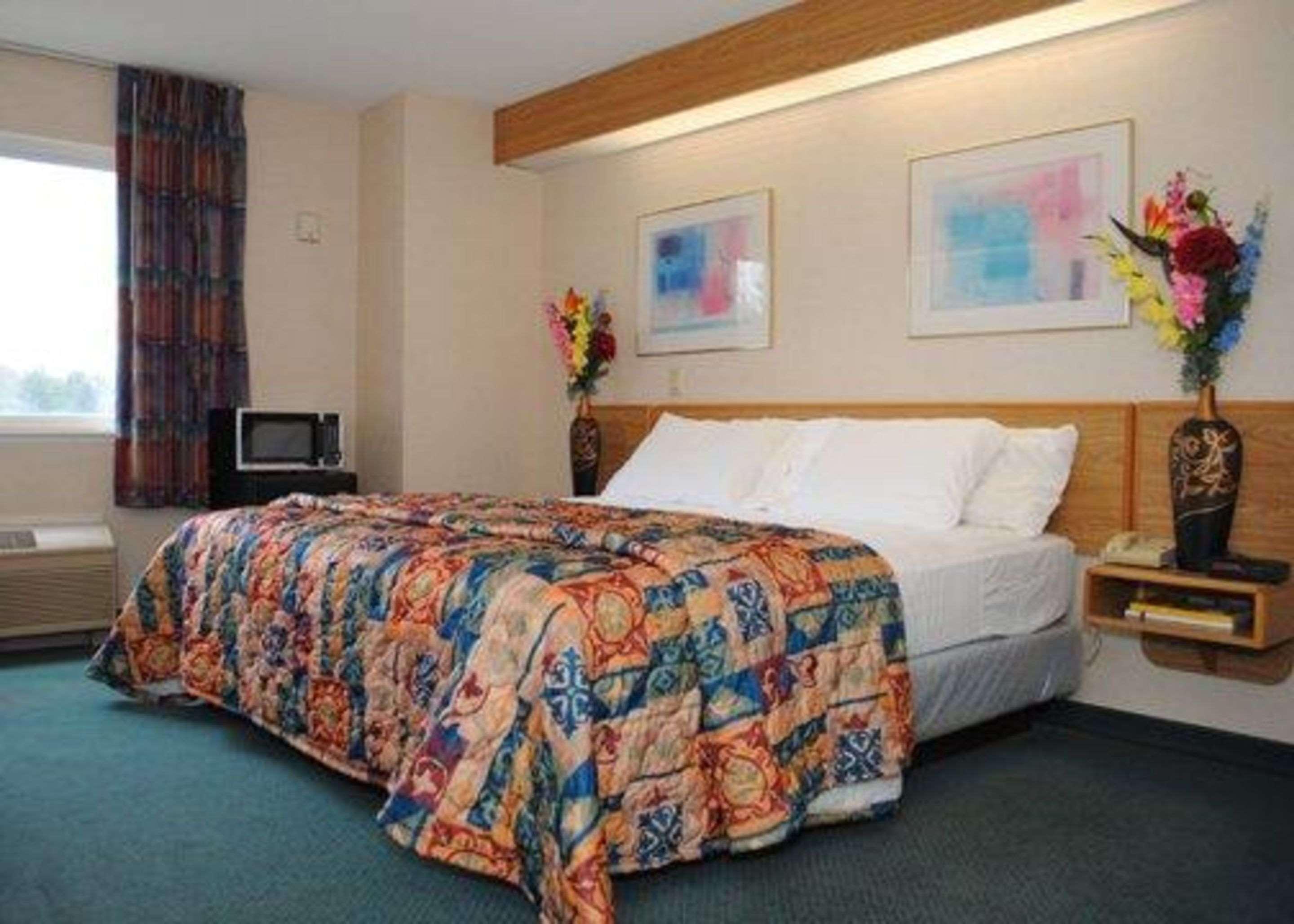 Rodeway Inn Willington North Exteriör bild