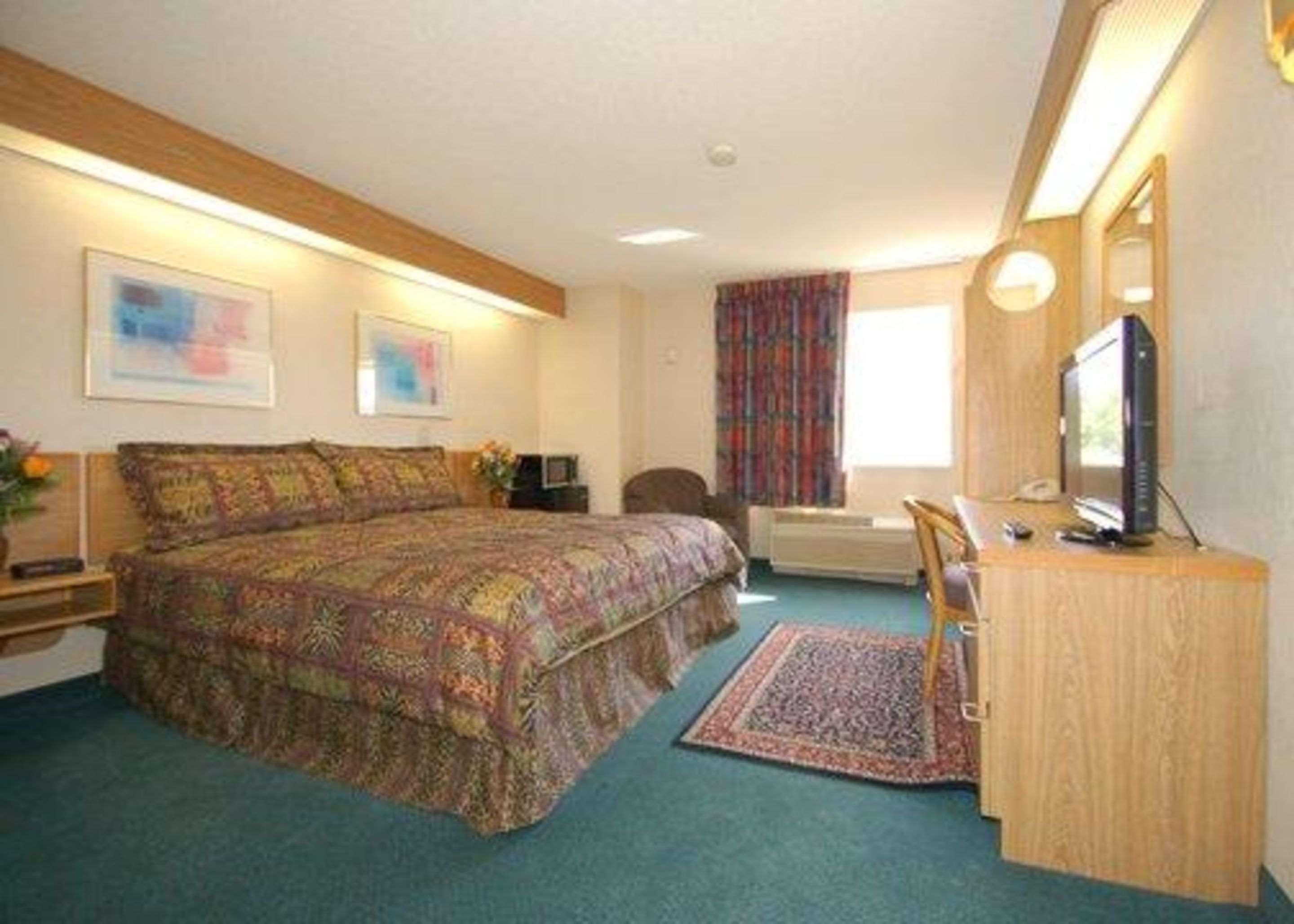 Rodeway Inn Willington North Exteriör bild